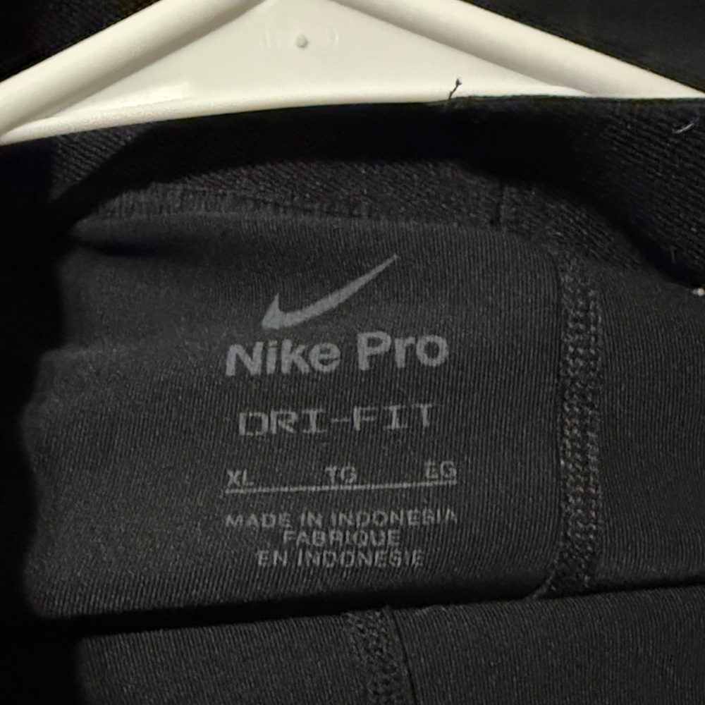 Nike Pro Dri-FIT Black Athletic Leggings